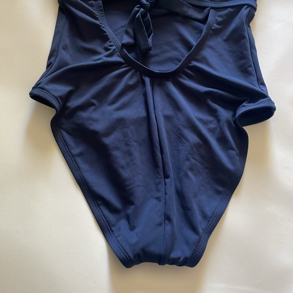 NWT CARVE Designs Bathing suit S/M - Picture 4 of 9